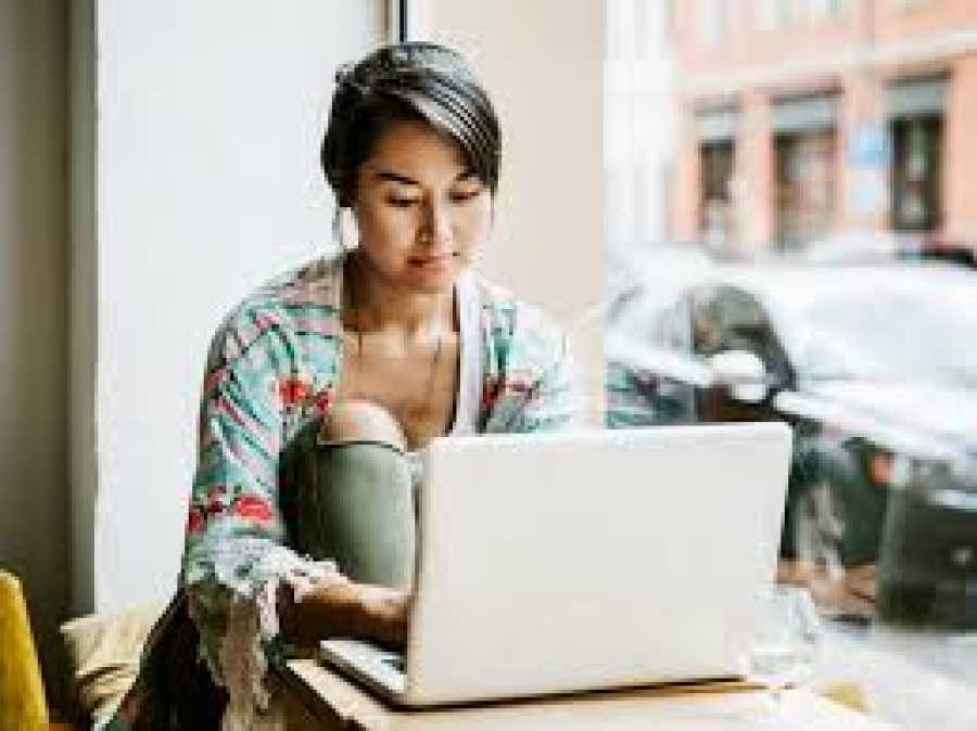 How I Tripled My Income with FreelancerBridge – A Freelancer's Tale