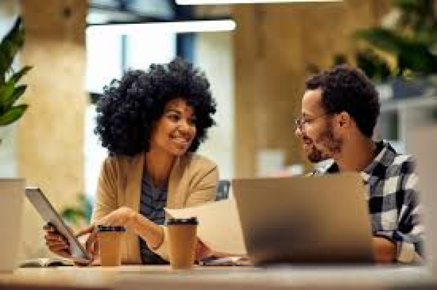Freelance Career Growth in the Digital Age
