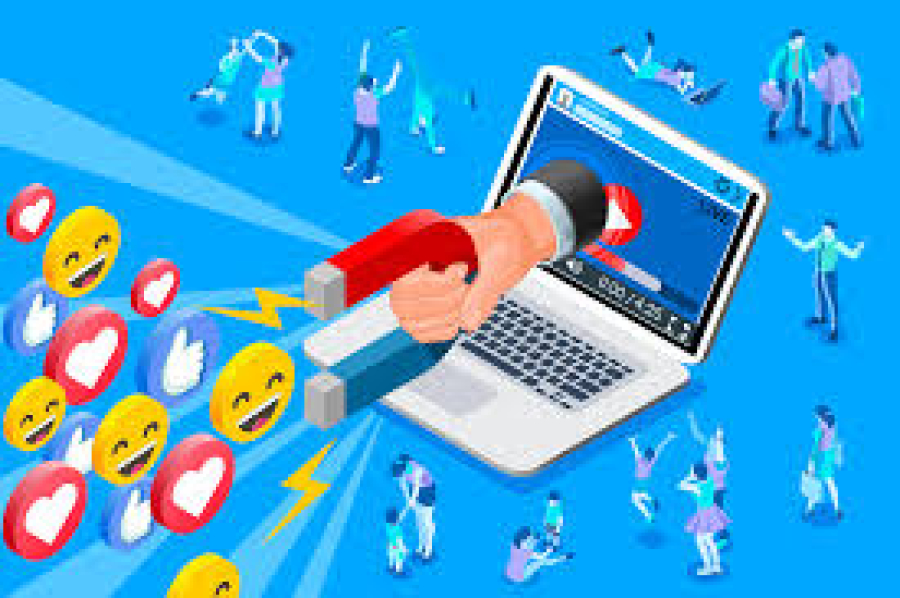 How to Use Social Media to Attract Clients