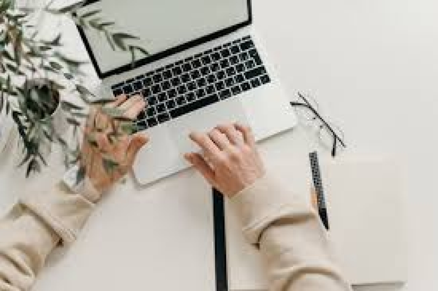 10 Tips for Effective Client Communication in Freelancing