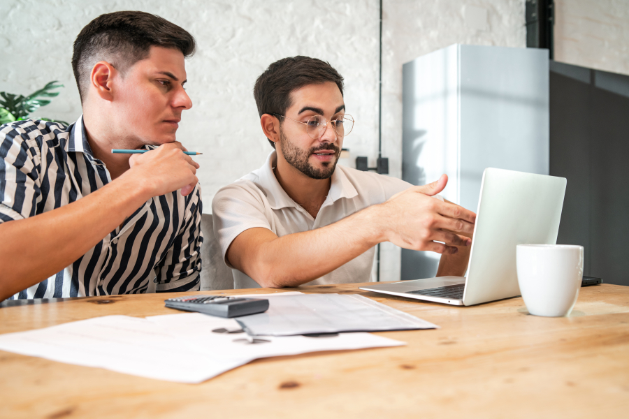 How to Pitch Tech Services to Non-Tech Clients